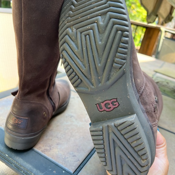 UGG Womens Thomsen Waterproof Boots Sz 11 - Picture 5 of 6